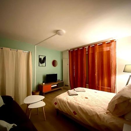 אוקזר T2 Cosy Proche Hopital + Parking Gratuit Sur Place מראה חיצוני תמונה