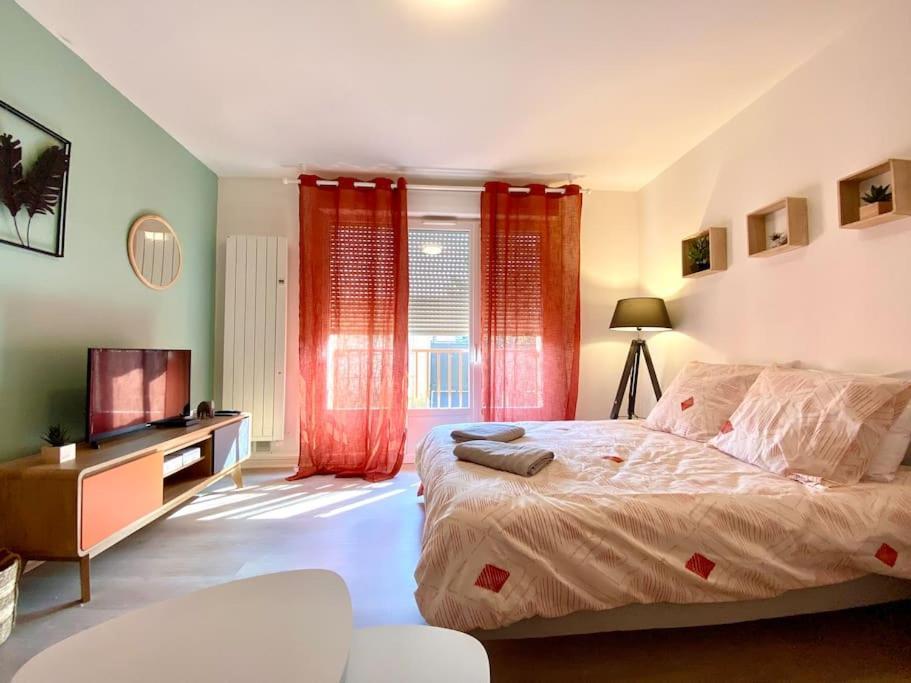 אוקזר T2 Cosy Proche Hopital + Parking Gratuit Sur Place מראה חיצוני תמונה