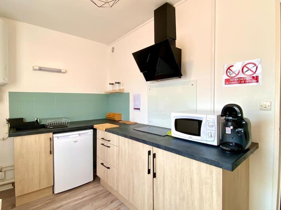 אוקזר T2 Cosy Proche Hopital + Parking Gratuit Sur Place מראה חיצוני תמונה